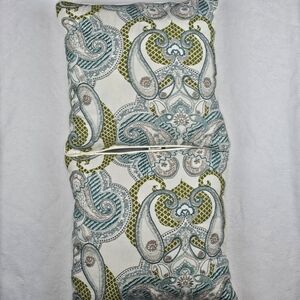 Pier 1 Imports Set Of 2 Throw Pillows Teal‎ Green Blue White 16x16 Nostaglic